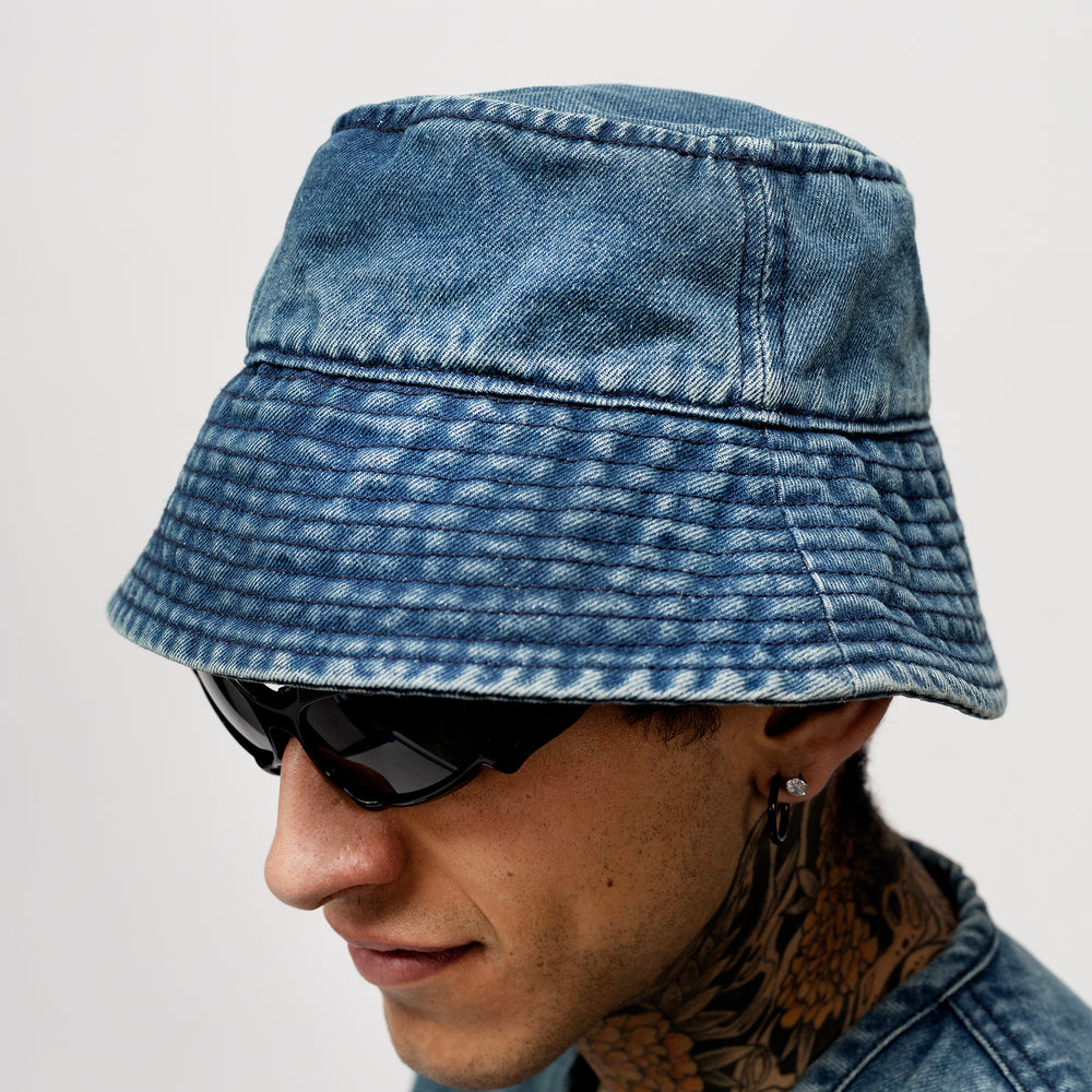 BLUE DENIM BUCKET HAT