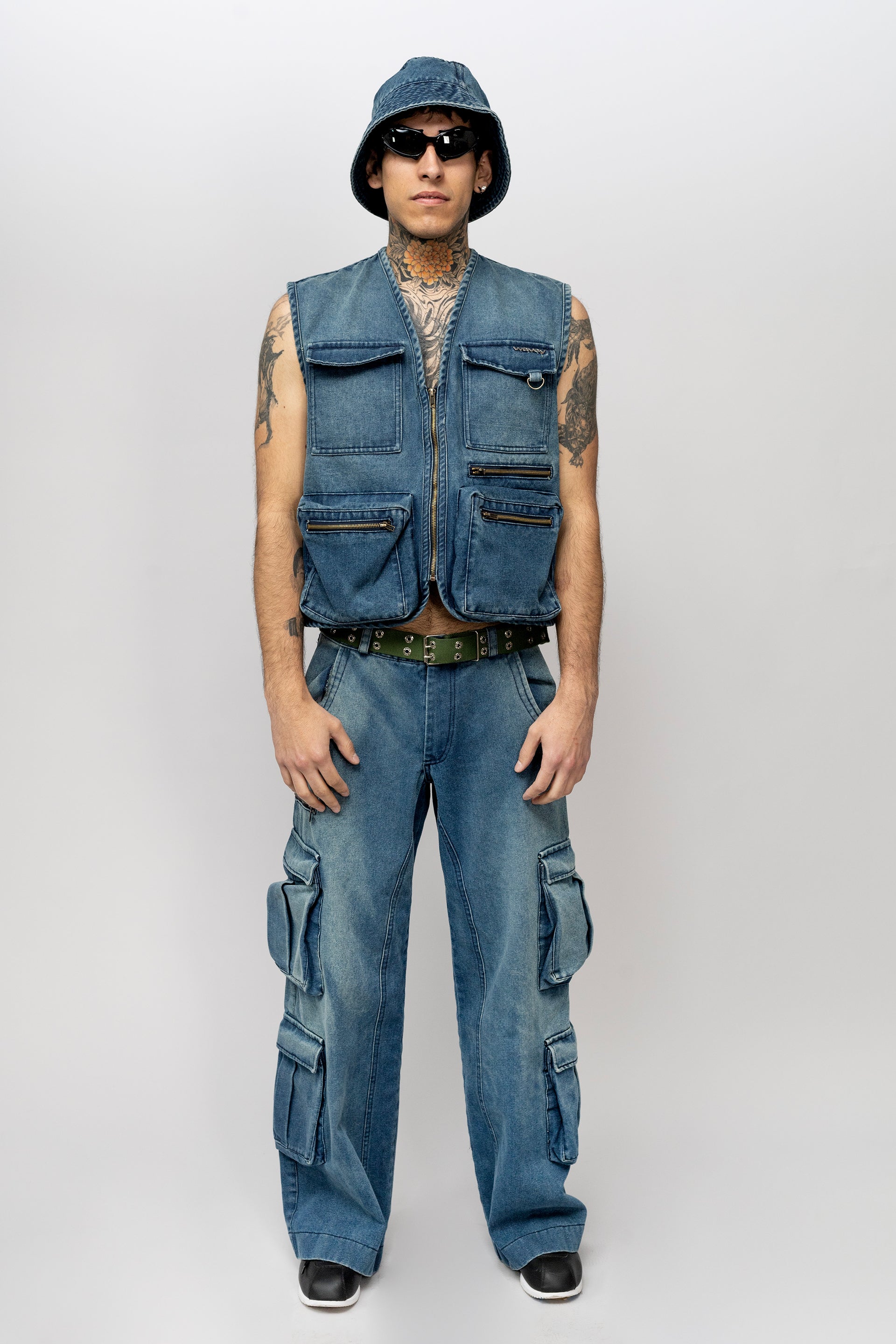 BLUE DENIM CARGO PANTS