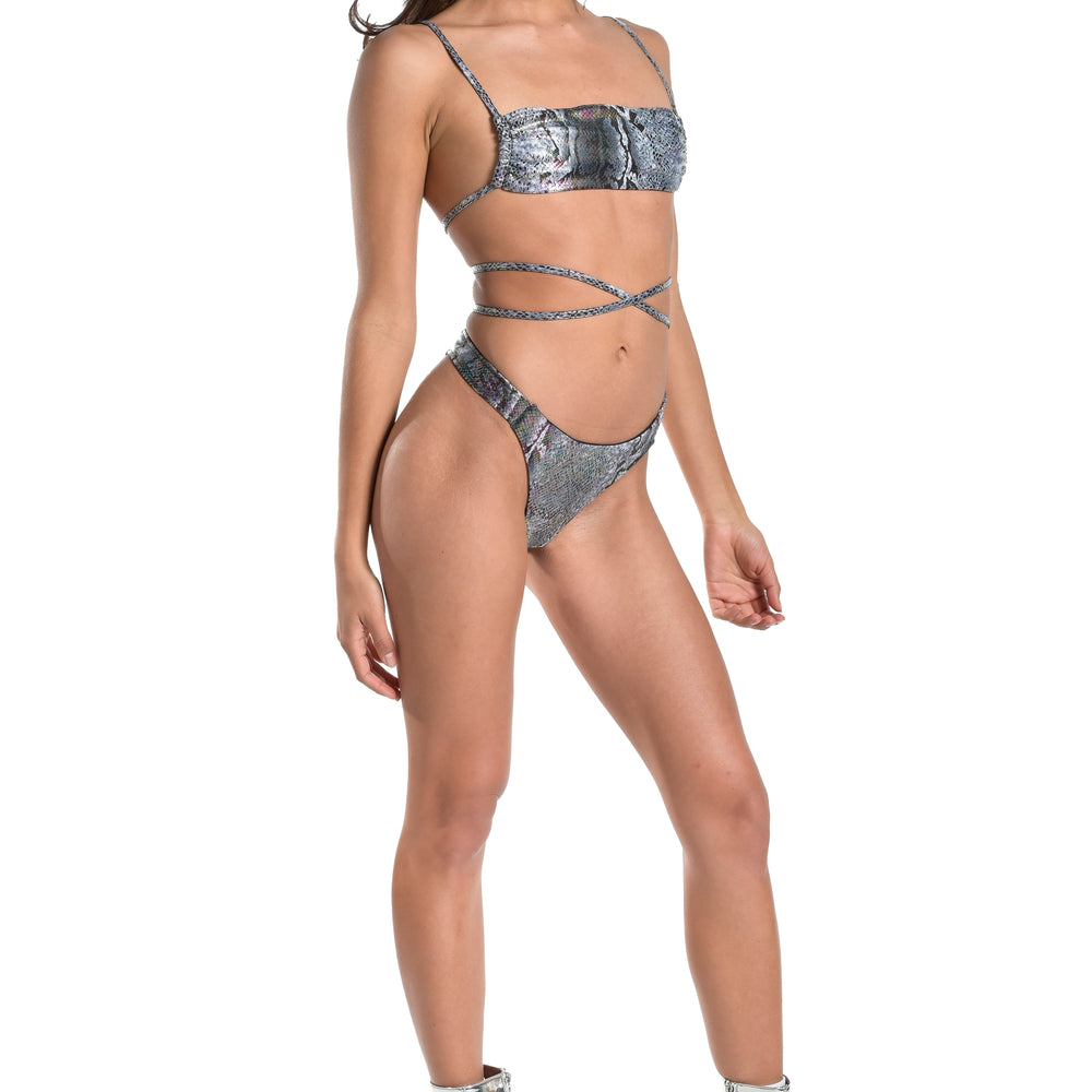 
                      
                        COBRA BIKINI TOP
                      
                    