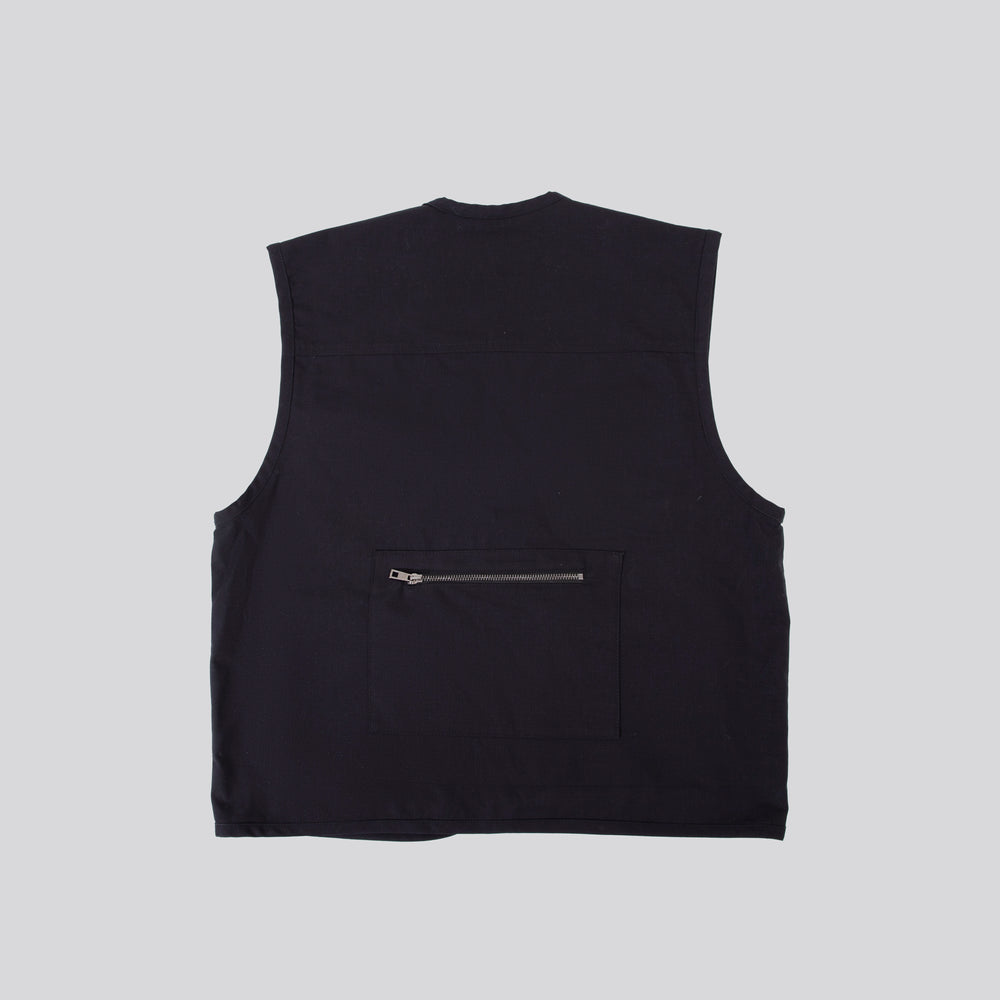 
                      
                        UTILITARIAN VEST
                      
                    