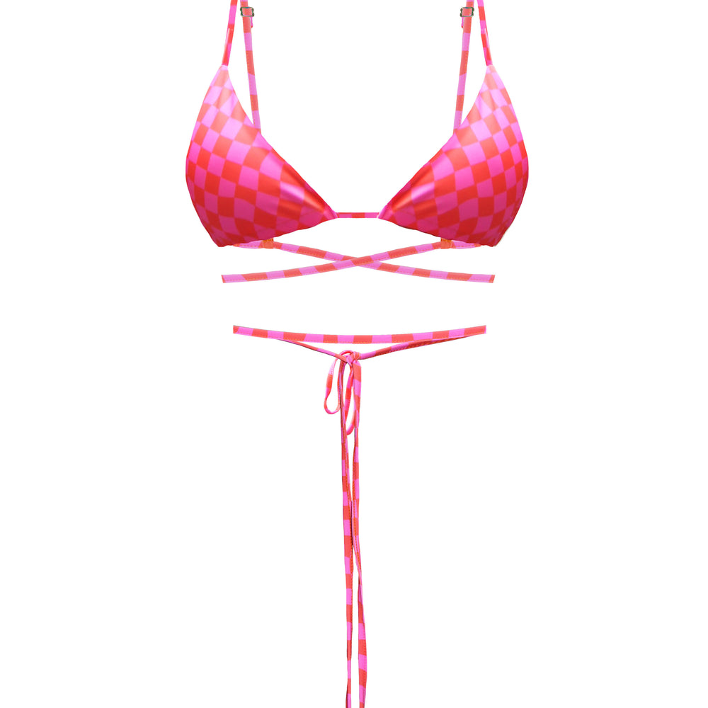 
                      
                        BADDIE BIKINI TOP
                      
                    